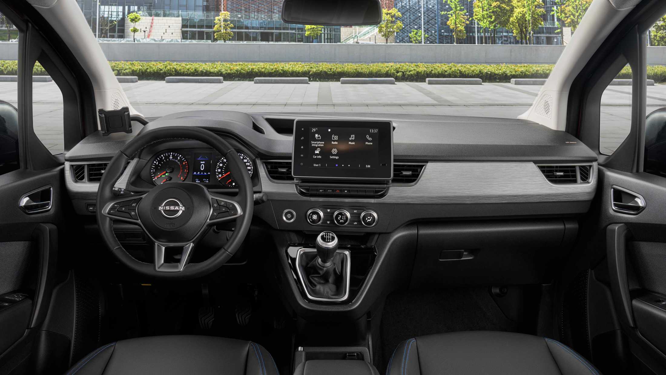 ABD Nissan - Townstar - Meer dan 20 technologieen waaronder apple carplay en android auto